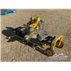 Image 1 : 12 IN. DEWALT COMPOUND MITRE SAW & STAND