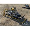 Image 3 : 12 IN. DEWALT COMPOUND MITRE SAW & STAND