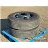 Image 2 : (2) MICHELIN 275/80R22.5 TIRES W/ STEEL RIMS