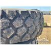 Image 8 : (4) MICHELIN 9.00R16 TIRES & RIMS