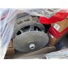 Image 9 : QTY OF FREIGHTLINER PARTS