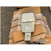 Image 2 : (6) HOLOPHANE LED LIGHTS