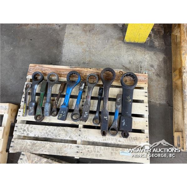 (12) HAMMER WRENCHES