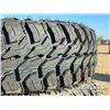 Image 8 : (4) DOUBLESTAR 225/75R16 TIRES