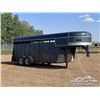 Image 2 : 1988 ROYAL 18 FT. T/A LIVESTOCK TRAILER
