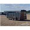 Image 4 : 1988 ROYAL 18 FT. T/A LIVESTOCK TRAILER