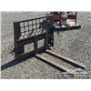 Image 2 : BOBCAT 48 IN. PALLET FORKS
