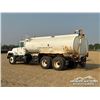 Image 4 : 1997 MACK RD688S T/A 100 BBL WATER TRUCK