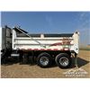 Image 42 : 2008 VOLVO VHD T/A DUMP TRUCK