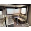 Image 17 : 2015 KODIAK KEYSTONE 29 FT. TRAVEL TRAILER
