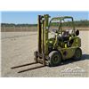 Image 1 : CLARK CY40 PROPANE FORKLIFT
