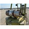 Image 27 : CLARK CY40 PROPANE FORKLIFT