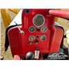 Image 8 : INTERNATIONAL 560 COCKSHUTT 2WD TRACTOR