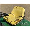Image 11 : JOHN DEERE 318 LAWN TRACTOR