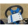 Image 7 : CLUB CADET CC30E LAWN MOWER