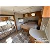Image 9 : 2005 PEGASUS 27 FT. T/A TRAVEL TRAILER