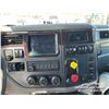 Image 13 : 2015 PETERBILT 567 T/A SLEEPER TRUCK