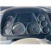 Image 15 : 2015 PETERBILT 567 T/A SLEEPER TRUCK