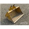 Image 3 : EFI 42 IN. MINI EXCAVATOR SMOOTH BUCKET