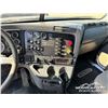 Image 11 : 2005 FREIGHTLINER CL120 T/A SLEEPER TRUCK TRACTOR