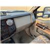 Image 10 : 2008 FORD F350 LARIAT SUPERDUTY CREW CAB PICKUP