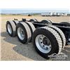 Image 38 : 2020 KENWORTH T800 TRI-DRIVE CAB & CHASSIS
