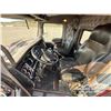 Image 6 : 2020 KENWORTH T800 TRI-DRIVE CAB & CHASSIS
