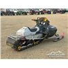 Image 3 : SKI-DOO SUMMIT SNOWMOBILE