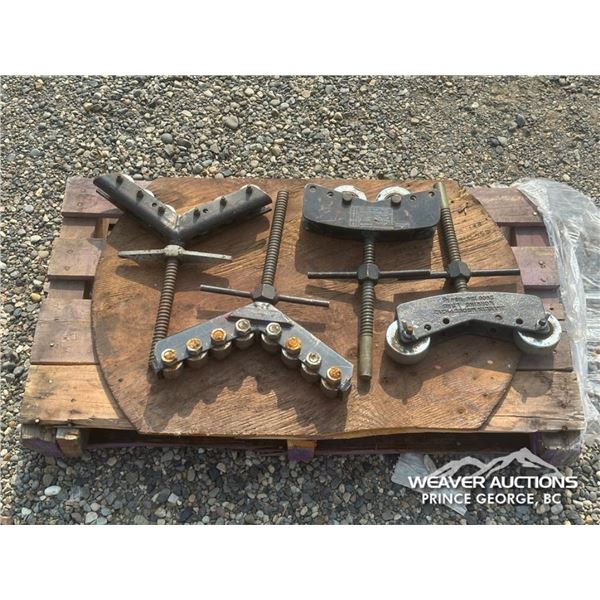 (4) PIPE STAND ROLLER HEAD ATTACHMENT