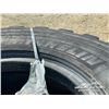 Image 6 : (4) LOADER TIRES