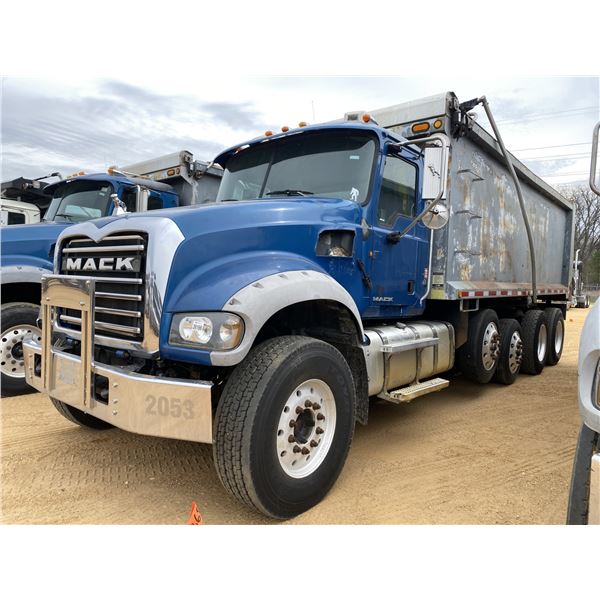2014 MACK GU713 Dump Truck