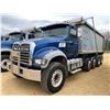 Image 1 : 2014 MACK GU713 Dump Truck