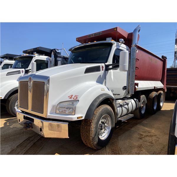 2016 KENWORTH T880 Dump Truck