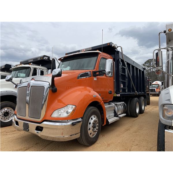 2018 KENWORTH T680 Dump Truck