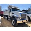 Image 4 : 2012 MACK GU713 Dump Truck