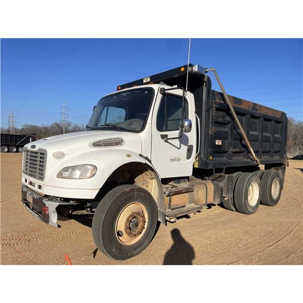 2015 FREIGHTLINER M2 Dump Truck