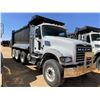 Image 4 : 2012 MACK GU713 Dump Truck