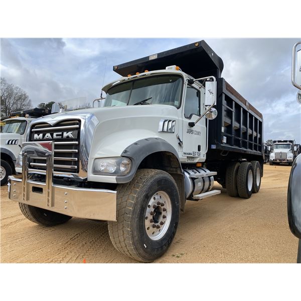 2007 MACK CTP713 Dump Truck