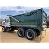 Image 2 : 2006 MACK CV713 Dump Truck