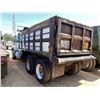Image 2 : 2003 MACK RD688S Dump Truck