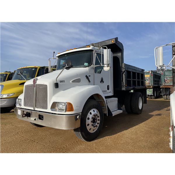 2006 KENWORTH T300 Dump Truck