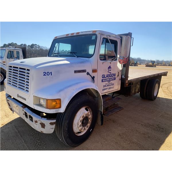 1993 INTERNATIONAL 4700 Flatbed Dump Truck