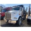 Image 1 : 2011 KENWORTH T800 Dump Truck