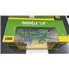 Image 2 : JOHN DEERE MODEL LA TRACTOR