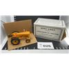 Image 1 : JOHN DEERE MI TRACTOR