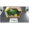 Image 1 : JOHN DEERE 1949 MODEL AR