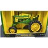 Image 2 : JOHN DEERE MODEL 620