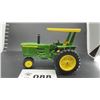 Image 2 : JOHN DEERE 3010 WITH ROLL GUARD