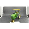Image 3 : JOHN DEERE 3010 WITH ROLL GUARD