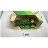 Image 2 : JOHN DEERE UTILITY TRACTOR WITH END LOADER